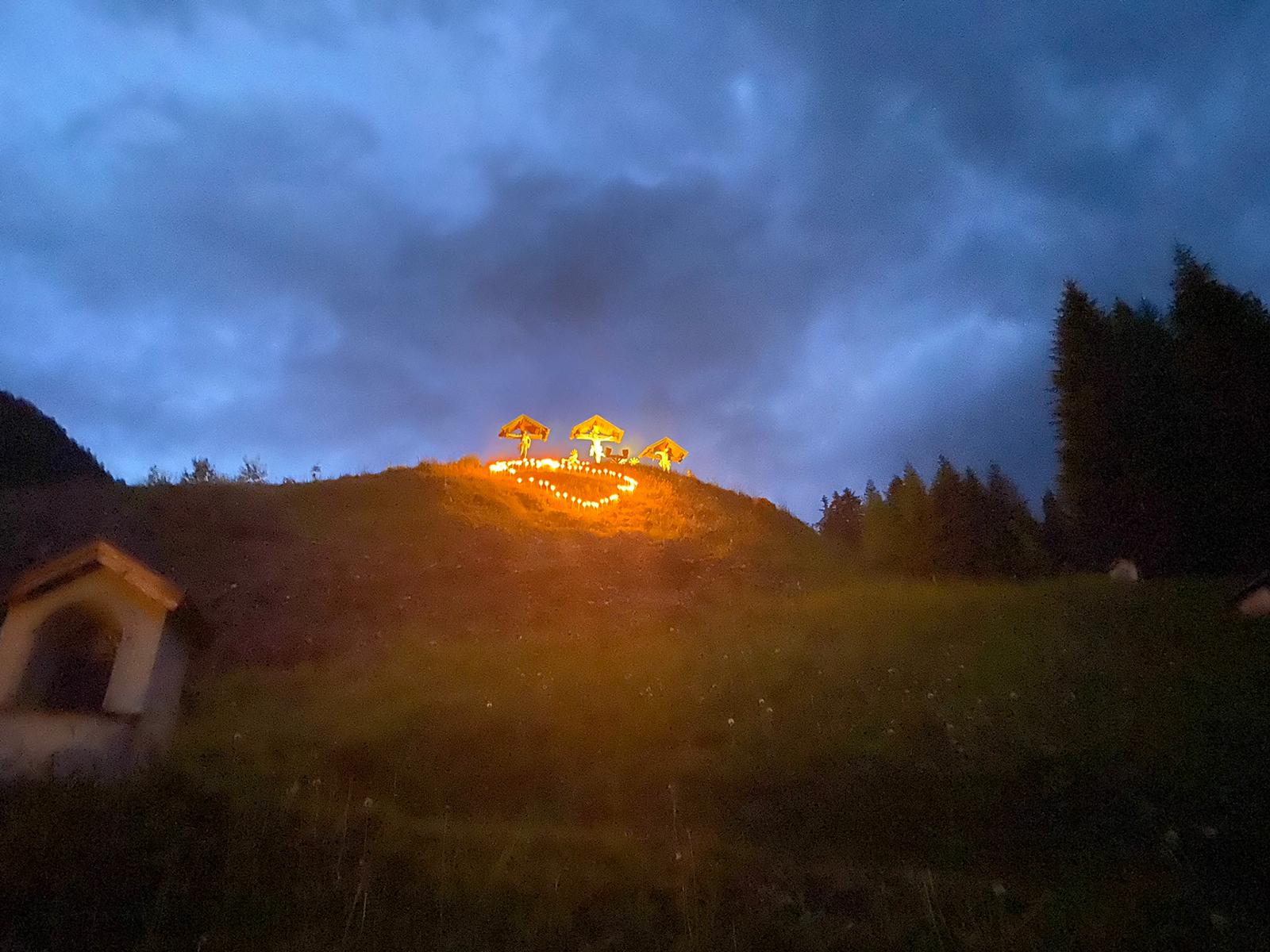 Herz Jesufeuer 4 22 06 2020